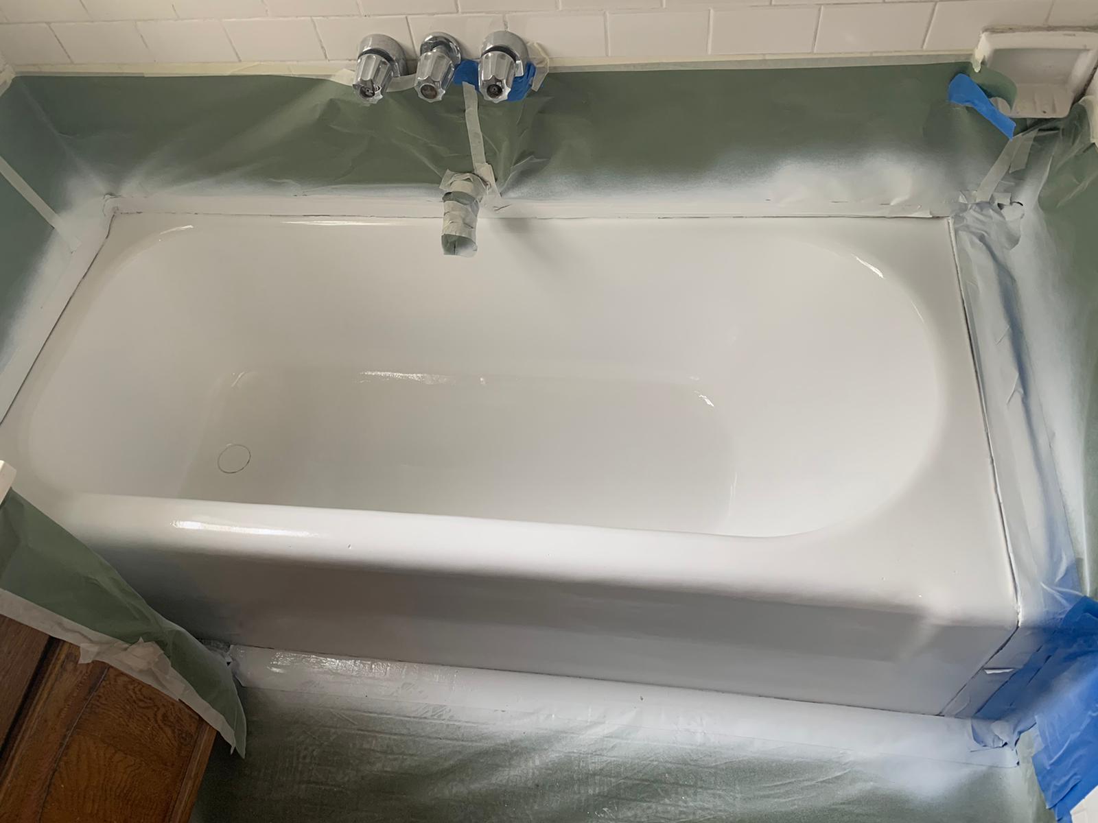 Costs to Refinish and Reglaze a Bathtub in 2023